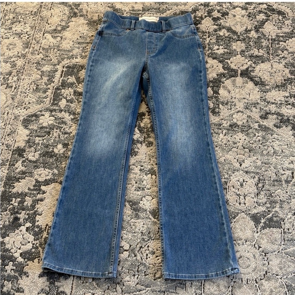 Soft Surroundings Size S Ultimate Denim Pull On Boot Cut Stretchy Distressed